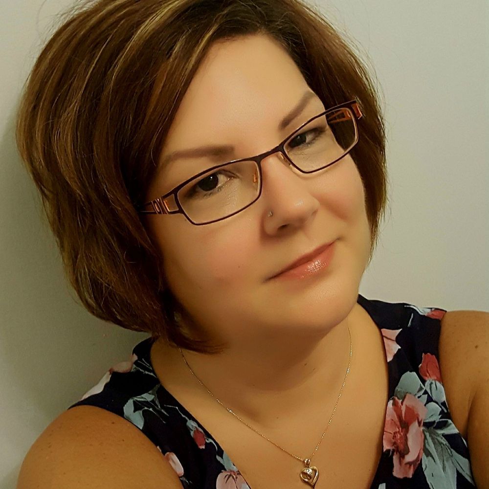 Meet your Posher, April